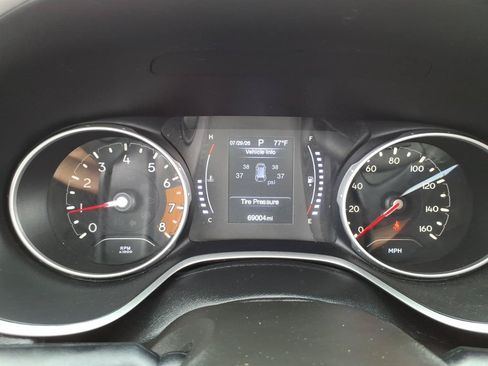 Used 2019 Jeep Compass Latitude w/ Cold Weather Group AWD/4WD image 15