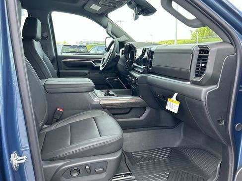 New 2026 Chevrolet Silverado 2500 LTZ w/ Trail Boss Package AWD/4WD image 15