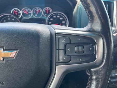 Used 2021 Chevrolet Silverado 2500 LT w/ Texas Edition AWD/4WD image 17