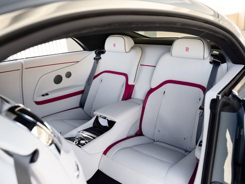 Used 2024 Rolls-Royce Spectre w/ Spectre Launch Package AWD/4WD image 49