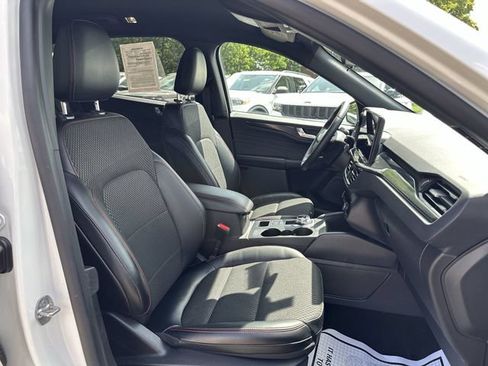 Used 2024 Ford Escape ST-Line Select w/ Tech Pack #2 AWD/4WD image 30