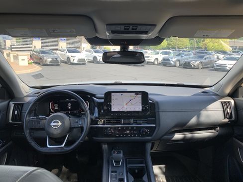 Used 2022 Nissan Pathfinder Platinum w/ Cargo Package FWD image 30