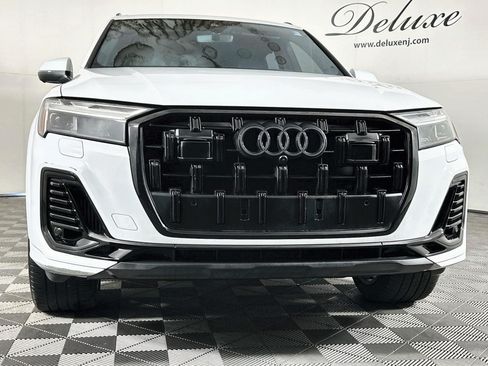 Used 2025 Audi Q7 3.0T Premium Plus w/ Premium Plus Package AWD/4WD image 34