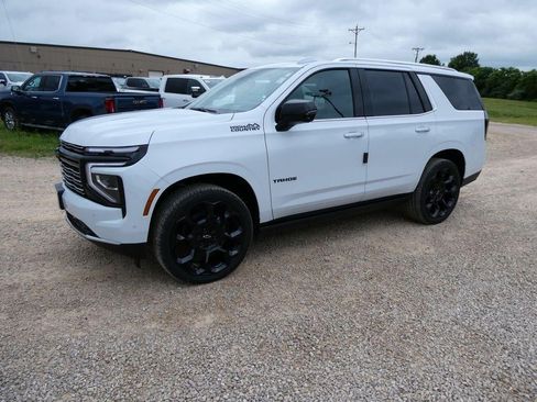 New 2026 Chevrolet Tahoe High Country AWD/4WD image 7