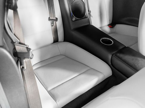 Used 2009 Nissan GT-R Premium image 34