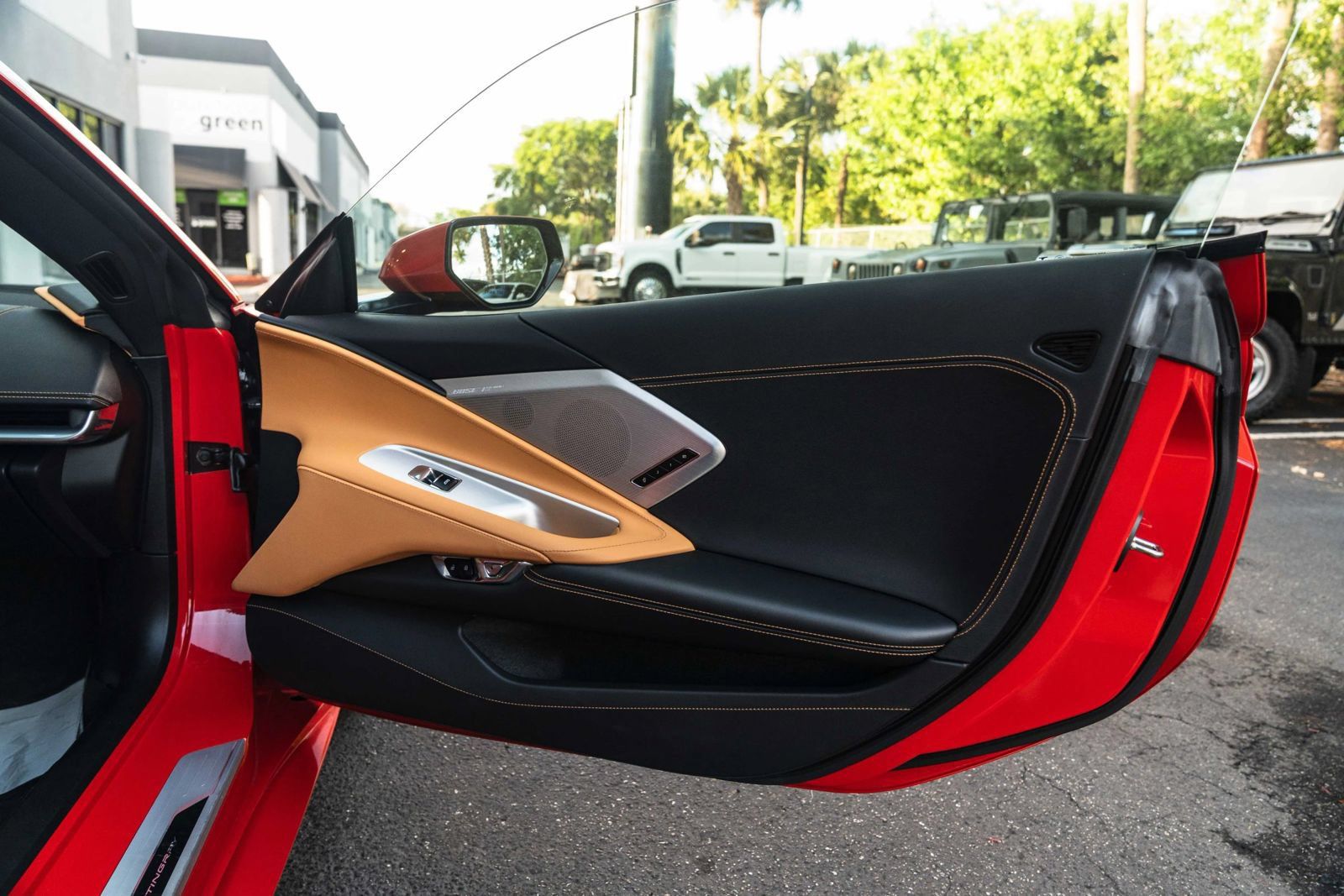 Used 2021 Chevrolet Corvette Stingray Preferred Conv w/ Z51 Performance Package RWD image 31