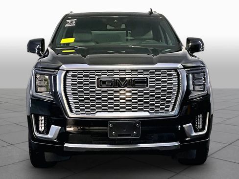 Used 2023 GMC Yukon XL Denali AWD/4WD image 4