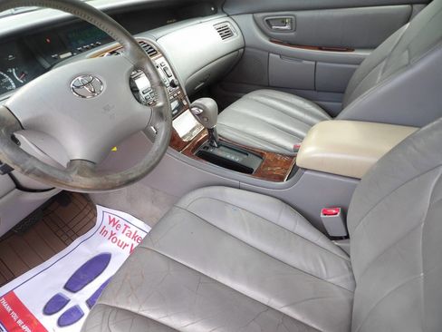 Used 2002 Toyota Avalon XLS image 19