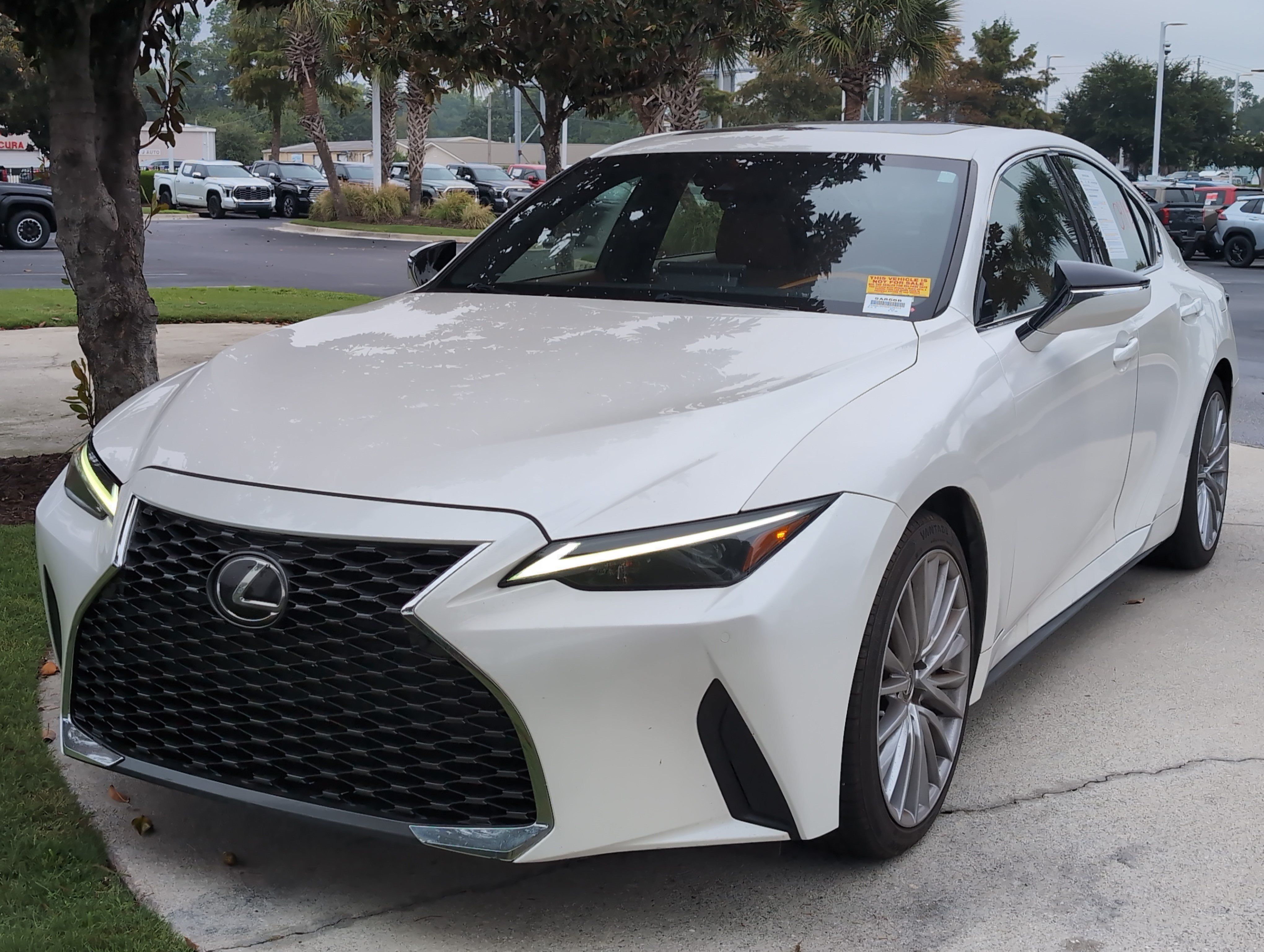 Used 2022 Lexus IS 300 AWD w/ Premium Package image 5
