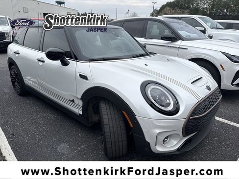 Used 2024 MINI Cooper Clubman S image 1