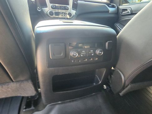 Used 2018 GMC Yukon XL SLT w/ Open Road Package AWD/4WD image 12