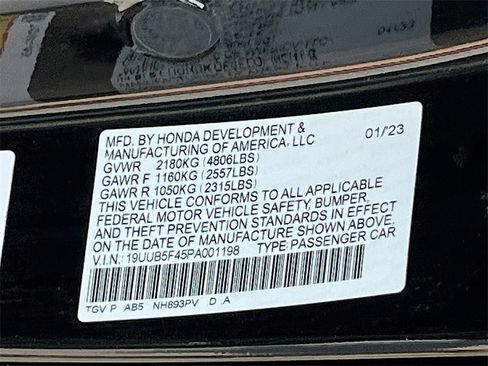 Used 2023 Acura TLX w/ Technology Package image 32