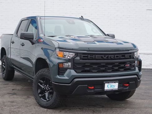 New 2026 Chevrolet Silverado 1500 Custom Trail Boss AWD/4WD image 3