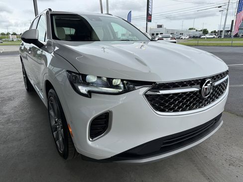 Used 2023 Buick Envision Avenir AWD/4WD image 3