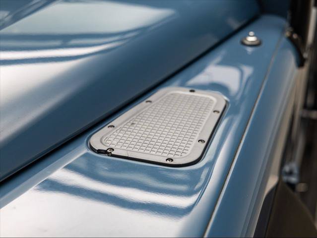 Used 1997 Land Rover Defender 90 AWD/4WD image 10