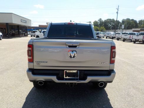 Used 2019 RAM 1500 Laramie w/ Sport Appearance Package AWD/4WD image 5