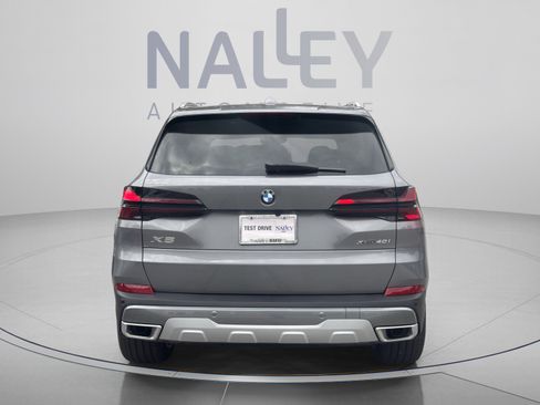 Used 2026 BMW X5 xDrive40i w/ Premium Package AWD/4WD image 3