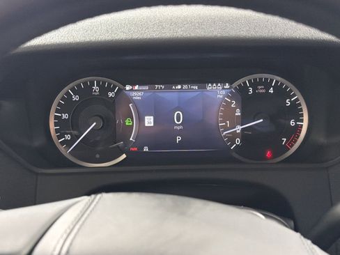 Used 2023 Land Rover Range Rover Velar R-Dynamic S image 17