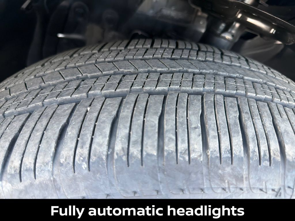 Certified 2026 Nissan Rogue SV FWD image 43