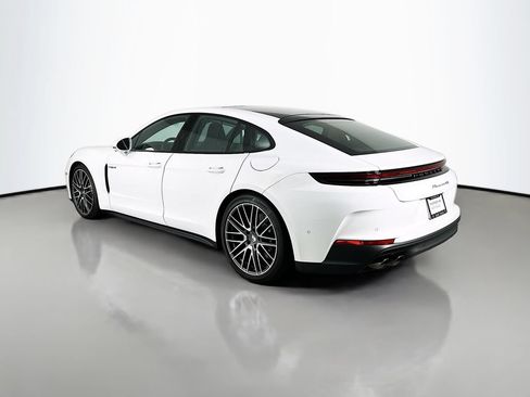 Certified 2025 Porsche Panamera 4S AWD/4WD image 3