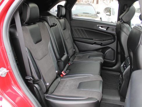 Used 2020 Ford Edge ST w/ Equipment Group 401A image 34