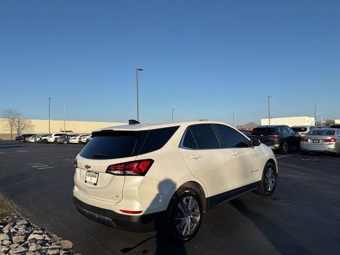 Used 2022 Chevrolet Equinox LT image 5