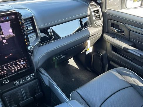 Used 2026 RAM 3500 Limited AWD/4WD image 47