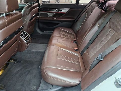 Used 2016 BMW 750i xDrive image 20