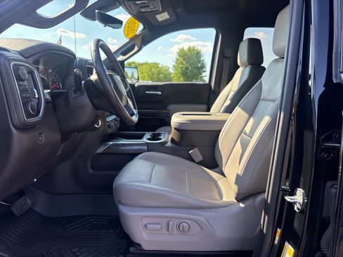 Certified 2020 Chevrolet Silverado 1500 LTZ AWD/4WD image 11