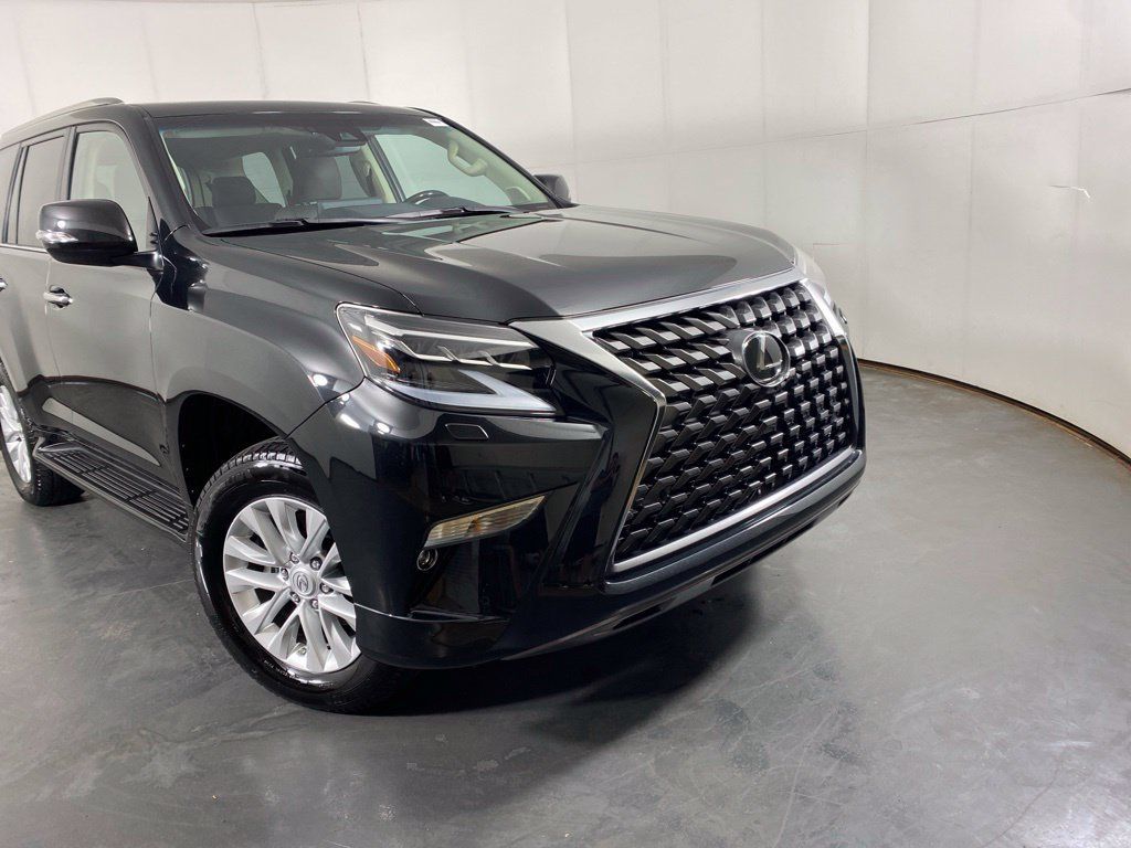 Used 2023 Lexus GX 460 Premium w/ Premium Package AWD/4WD image 3