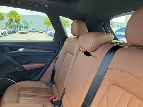 Used 2021 Audi Q5 2.0T Premium AWD/4WD image 11