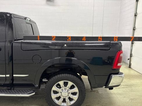 Used 2022 RAM 2500 Limited AWD/4WD image 13