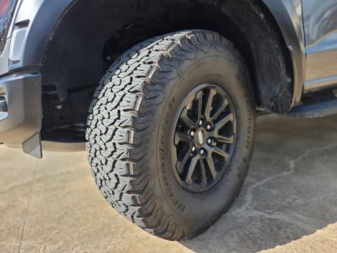 Certified 2025 Ford F150 Raptor AWD/4WD image 32