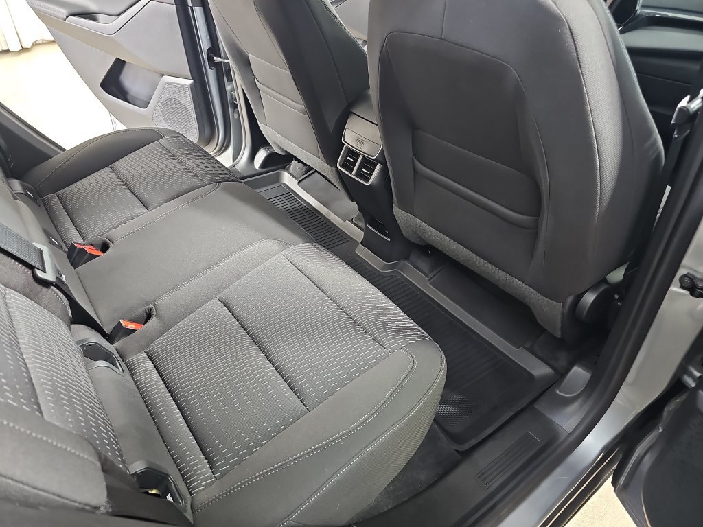 Certified 2026 Chevrolet Equinox LT AWD/4WD image 14