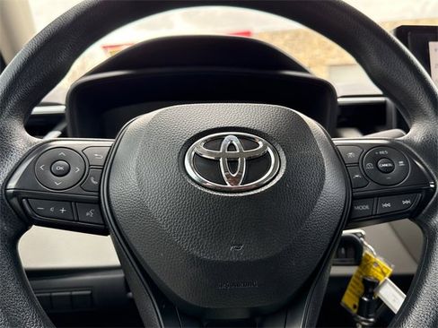 Used 2024 Toyota Corolla LE image 27