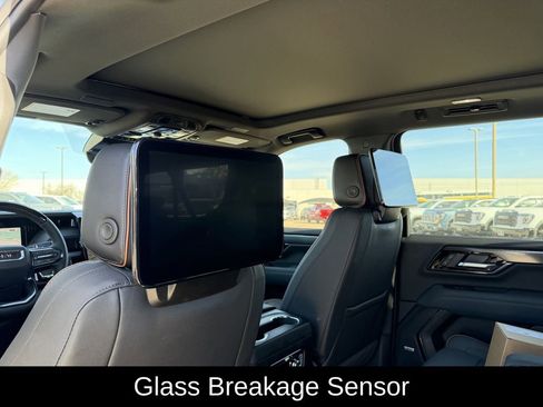 New 2026 GMC Yukon XL AT4 w/ AT4 Premium Plus Package image 17