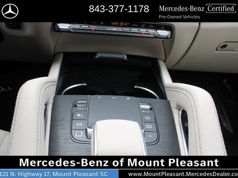 Used 2025 Mercedes-Benz GLE 450 4MATIC image 35