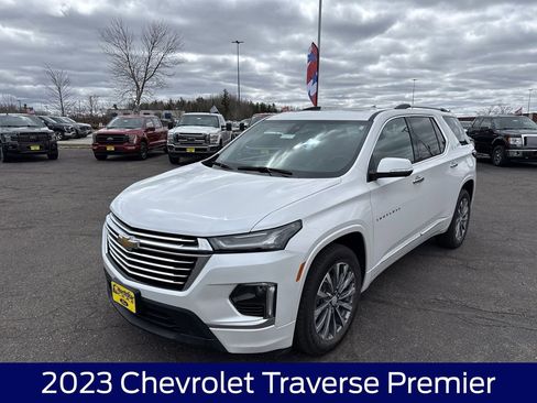 Used 2023 Chevrolet Traverse Premier w/ LPO, Floor Liner Package AWD/4WD image 2