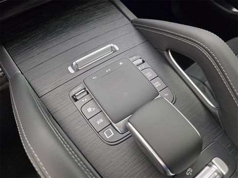 New 2026 Mercedes-Benz GLE 53 AMG 4MATIC image 19