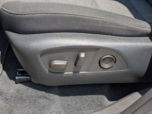 Used 2025 GMC Acadia Elevation FWD image 16