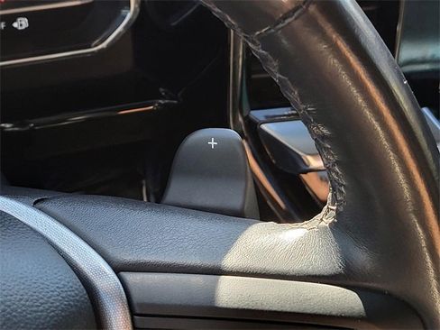 Used 2023 GMC Sierra 1500 SLT image 29