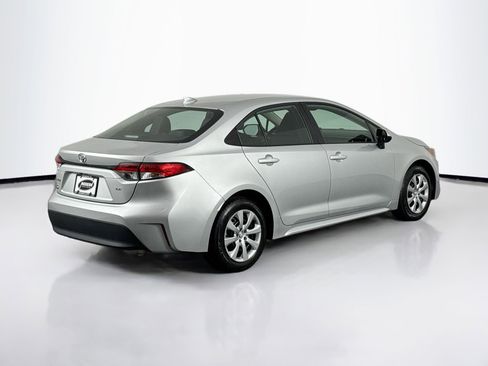 Used 2024 Toyota Corolla LE image 11
