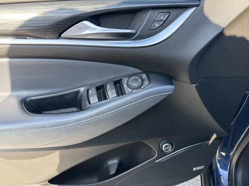 Used 2023 Buick Enclave Essence w/ Experience Buick Package image 20