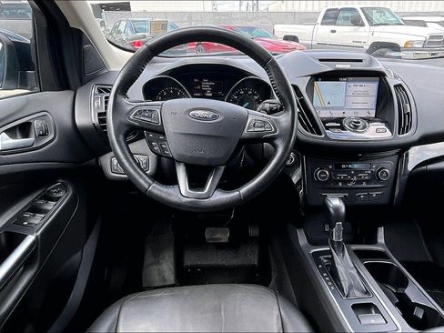 Used 2017 Ford Escape Titanium AWD/4WD image 5