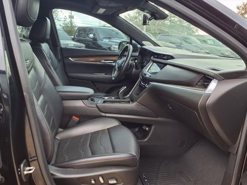 Used 2022 Cadillac XT5 Premium Luxury w/ Platinum Package image 24