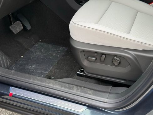 New 2026 Buick Envision Avenir image 18