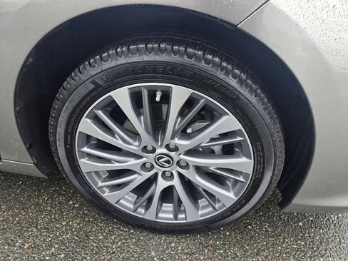 Certified 2019 Lexus ES 350 image 9