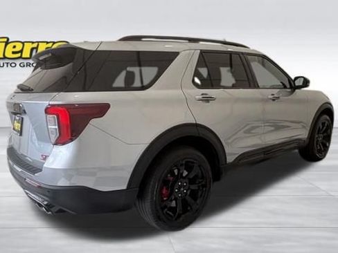 Used 2023 Ford Explorer ST AWD/4WD image 8