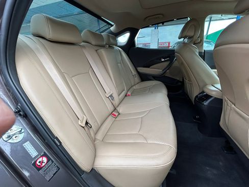 Used 2016 Hyundai Azera Limited FWD image 16