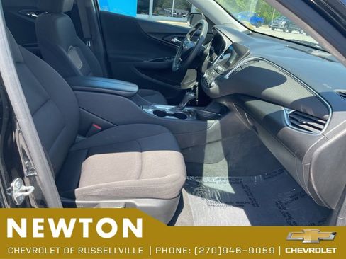 Used 2020 Chevrolet Malibu LT FWD image 22